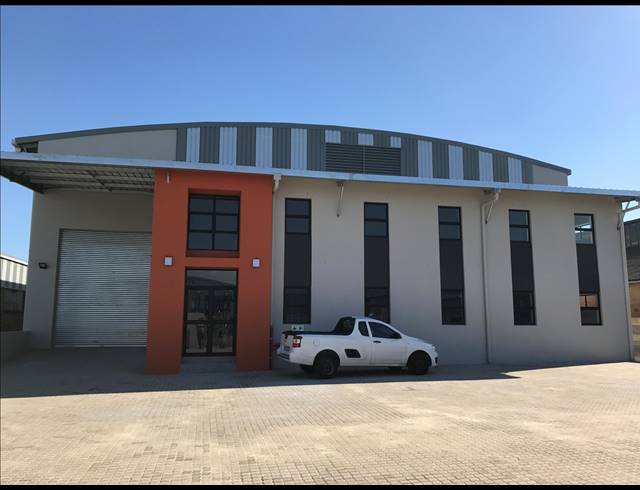 2,000M² FACTORY TO LET IN PAROW CENTRAL